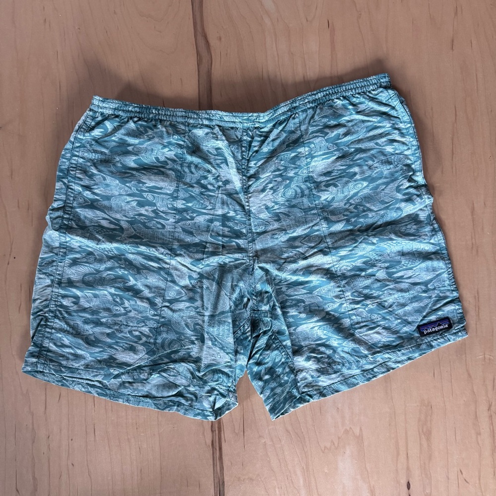 Patagonia Baggies - Men’s Large